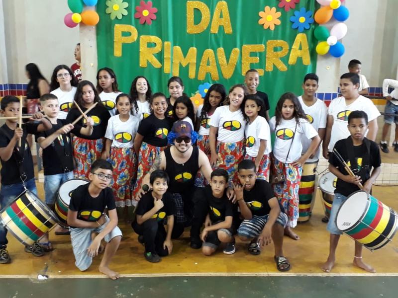 Festa da Primavera na escola Coraly