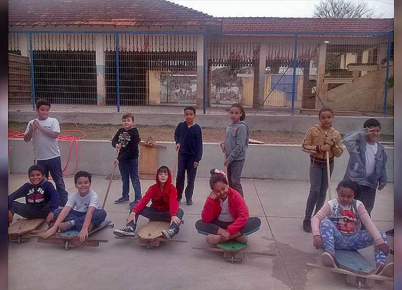 Escola realiza brincadeira folclórica