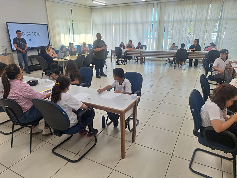 Secretaria Municipal de Educação celebra sucesso da Olimpíada Municipal de Matemática