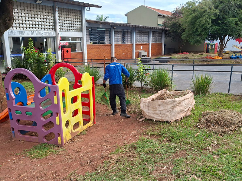Final de semana é tempo de cuidar das escolas!