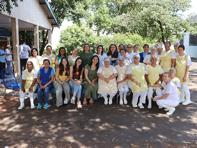 Prefeita Telma Spera acompanha acolhida e ações de bem-estar para servidores da Educação