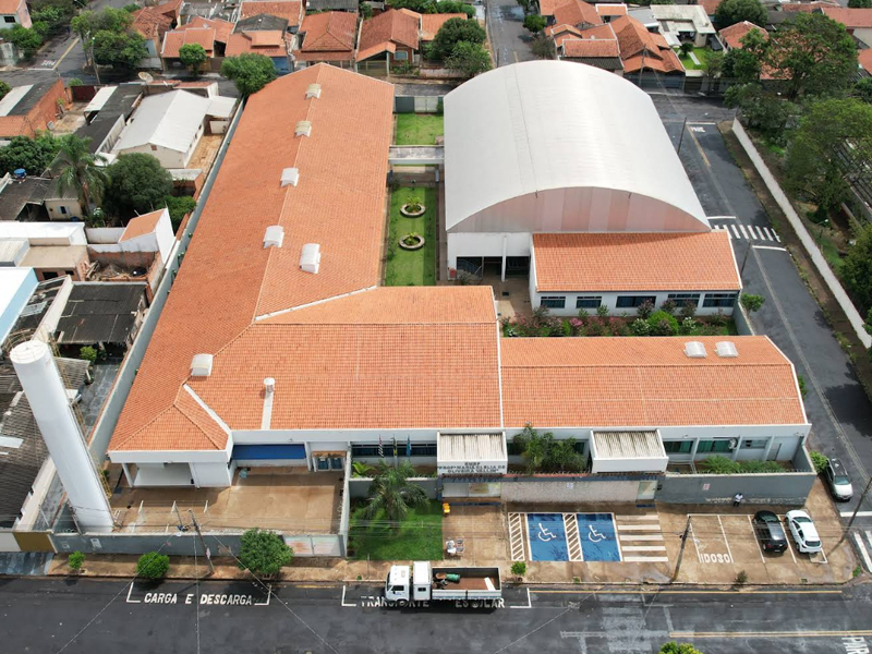 Final de semana é tempo de cuidar das escolas!