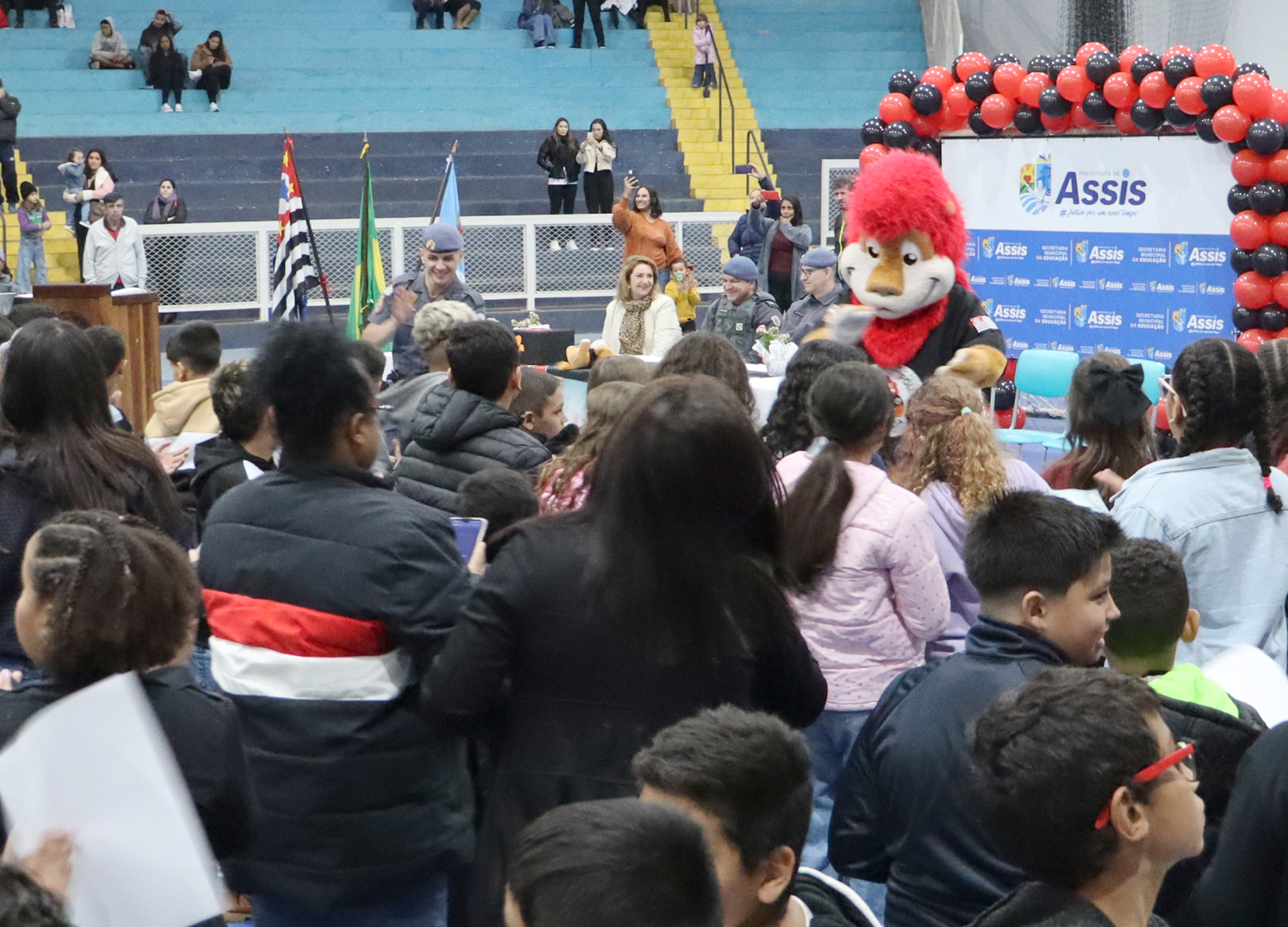 CERIMÔNIA DE FORMATURA DO PROERD 2025 CELEBRA 588 ALUNOS DA REDE MUNICIPAL DE ENSINO DE ASSIS