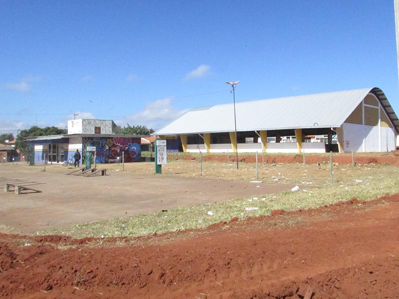 Prefeitura revitaliza quadra de esportes da Vila Progresso  