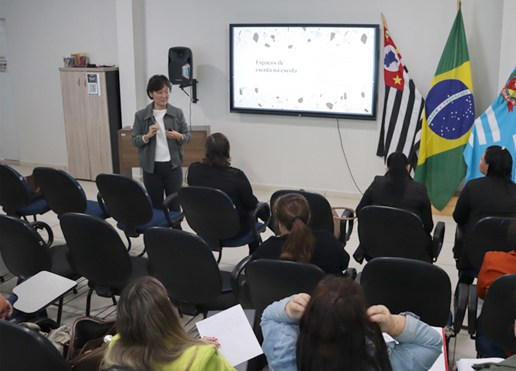 Secretaria Municipal de Educação de Assis e Unesp Promovem Formação sobre Direitos Humanos para Educadores