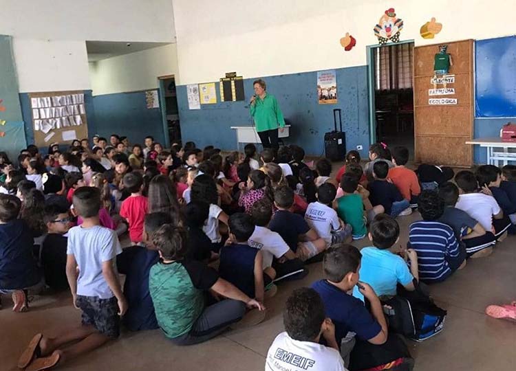 EMEIF Manoel Simes realiza Projeto Patrono e Patronesse da Escola