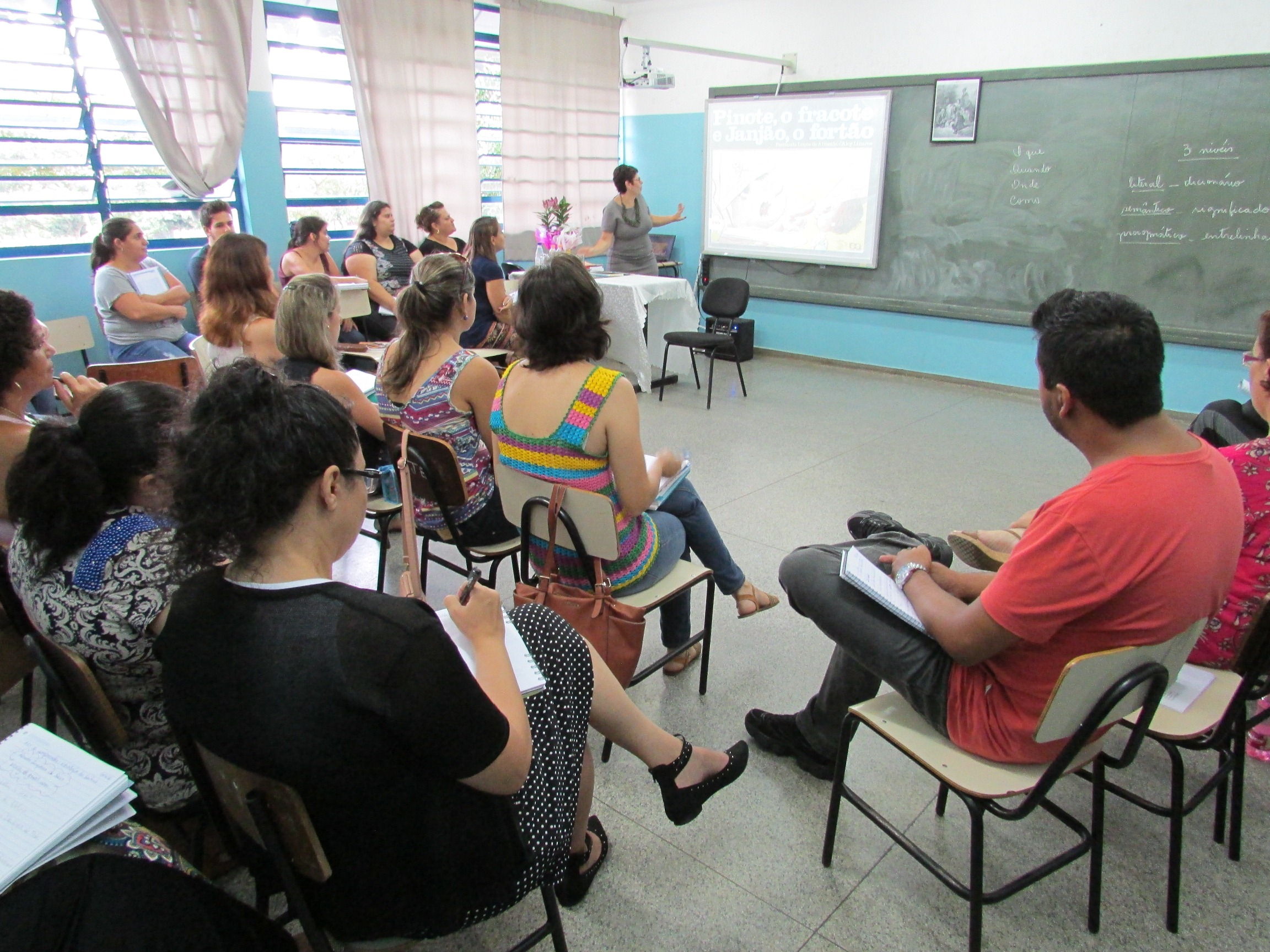 Escola Nsia Mercadante inicia suas atividades com oficina de docente da UNESP
